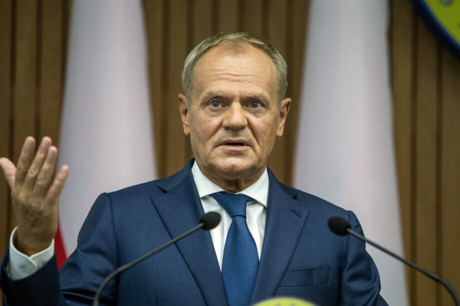 Tusk warns on veto