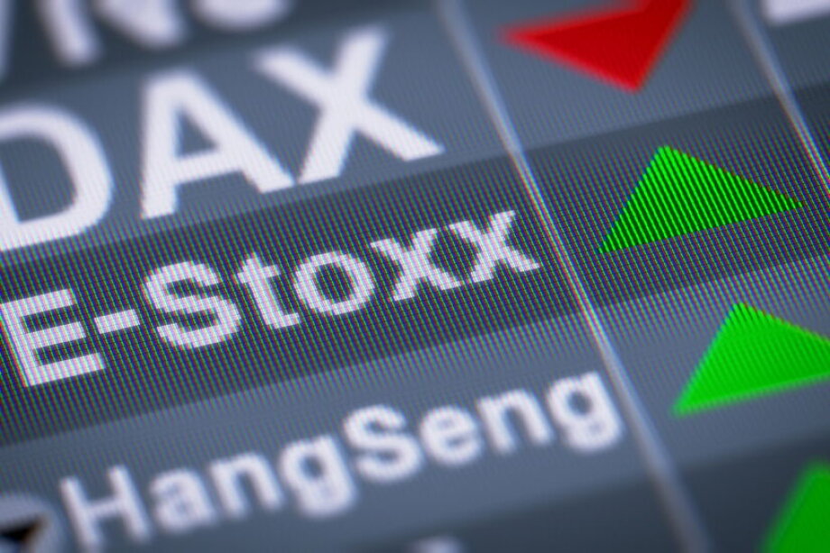 European stocks extend rally
