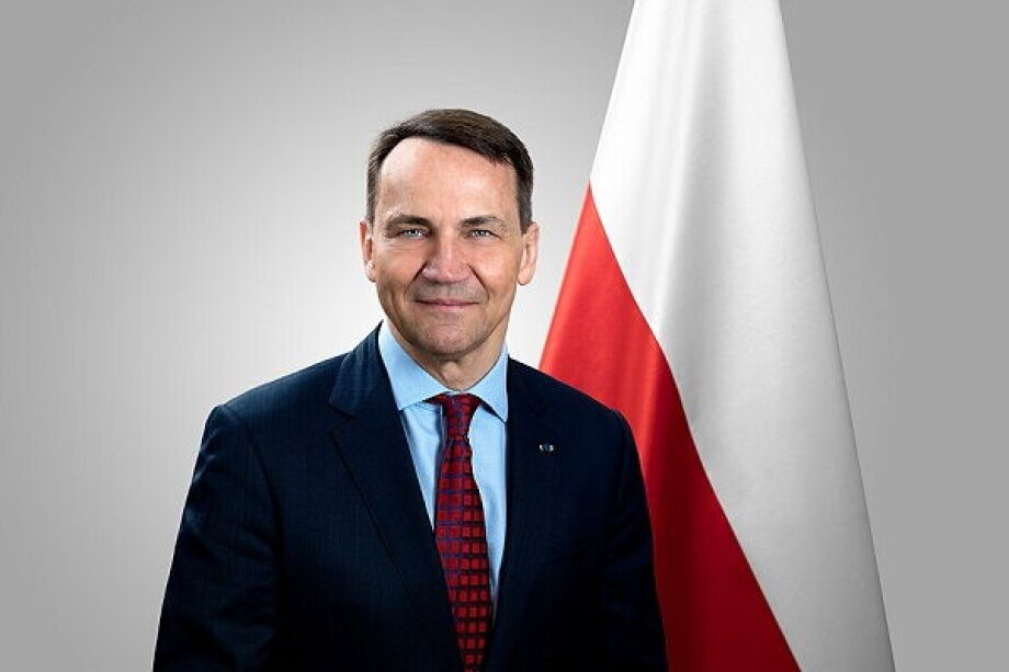 Radosław Sikorski Tops Trust Ranking, Ahead of Nawrocki and Trzaskowski
