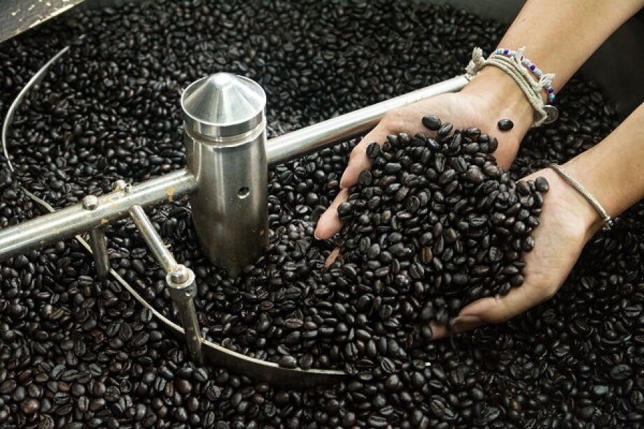 Coffe Prices Surge: Climate, Regulation, and Tech Shape the Next Brew