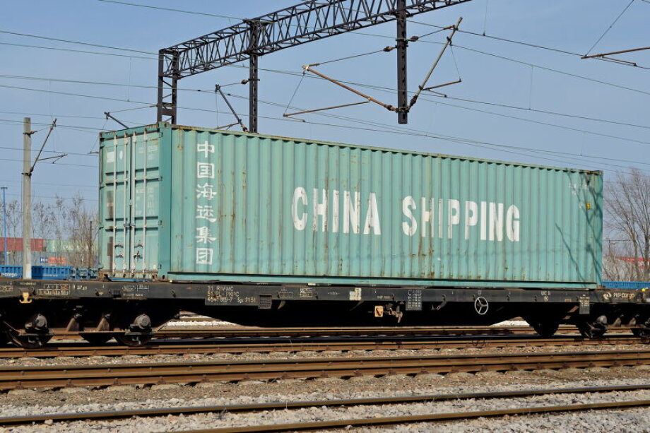 Drone threat halts trains