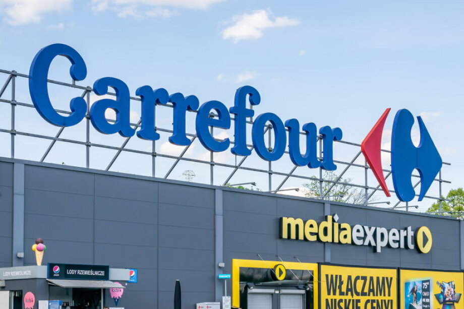 Carrefour eyes Polish exit