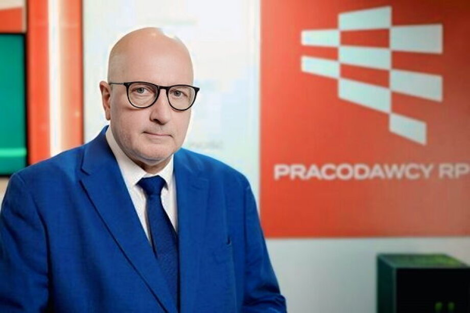 Poland Faces Growing Security Challenges Beyond the Military Front