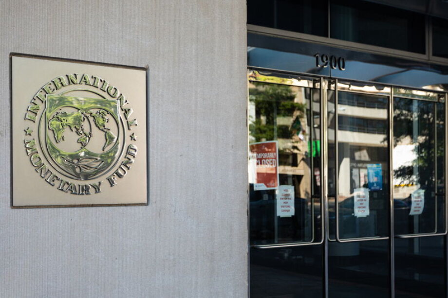 IMF warns on global uncertainty