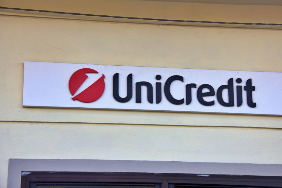 UniCredit posts profit surge