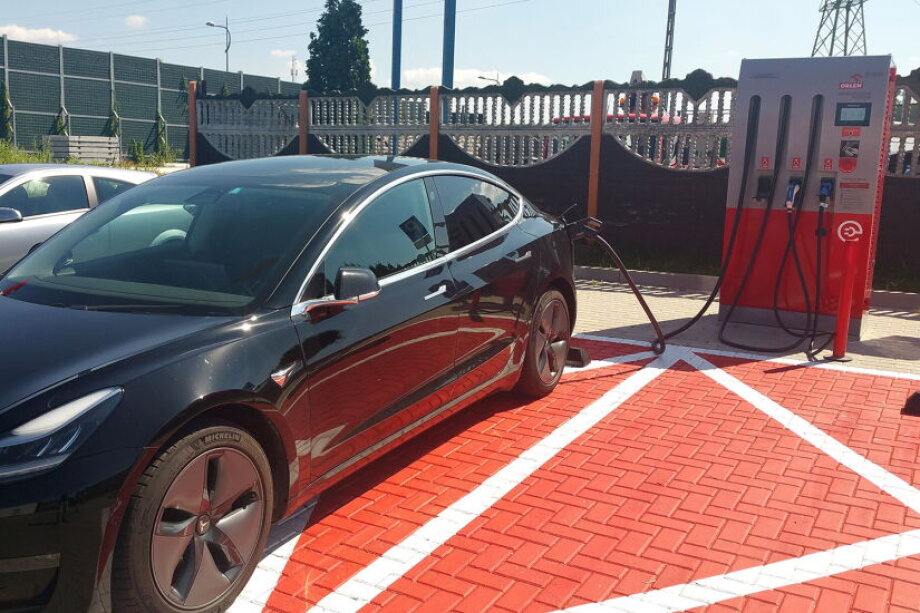 Orlen expands EV charging network