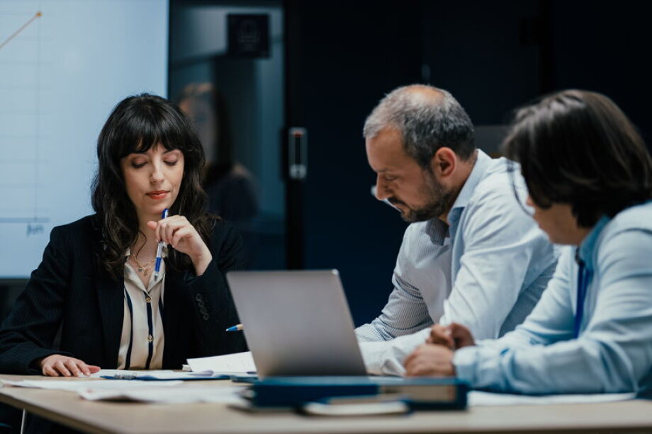 Polish firms stall on AI