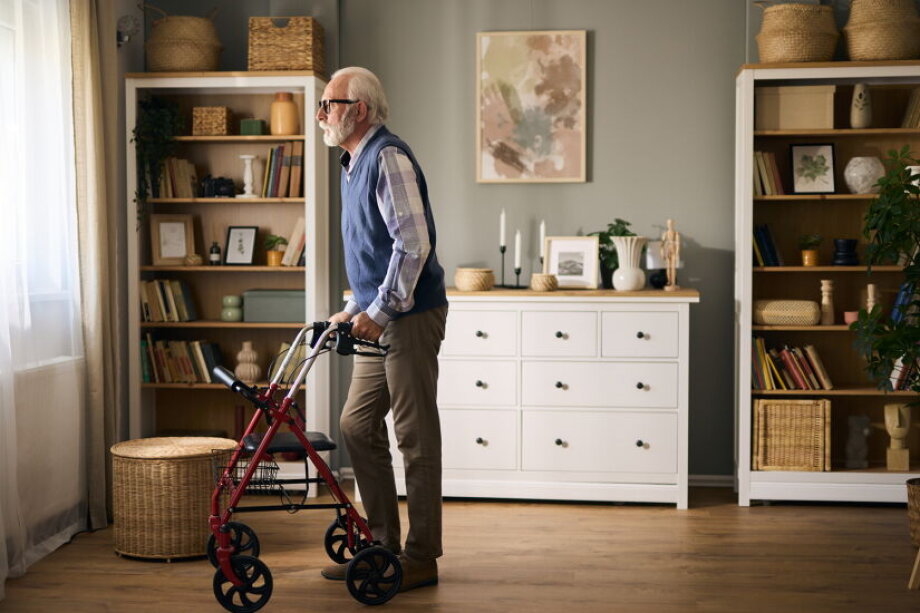 Seniors raise the bar