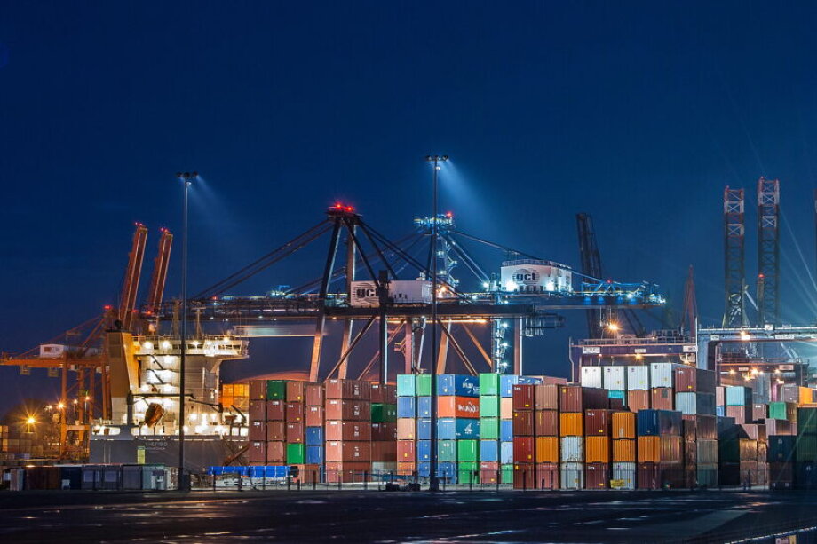Gdynia breaks container record