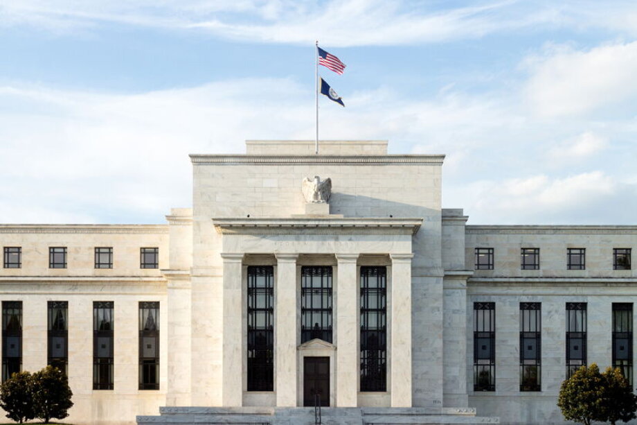 US Outlook Darkens — Fed Holds