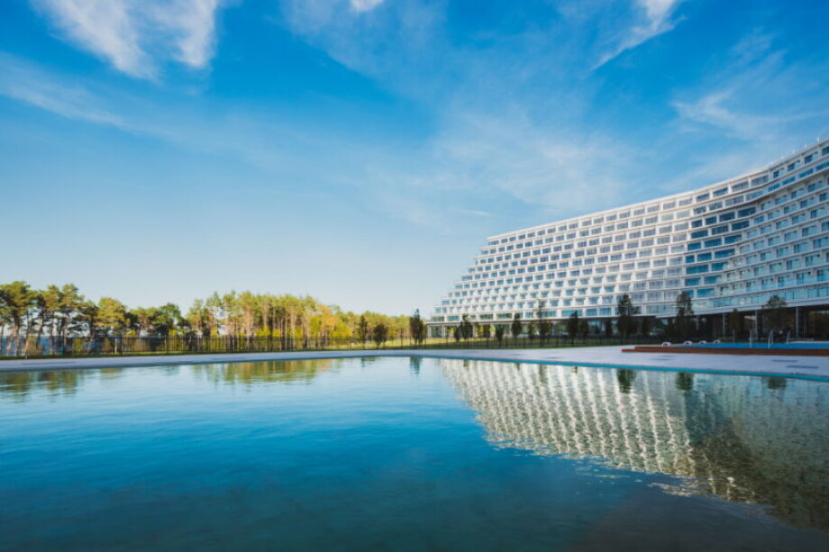 Poland's biggest hotel opens 26 June