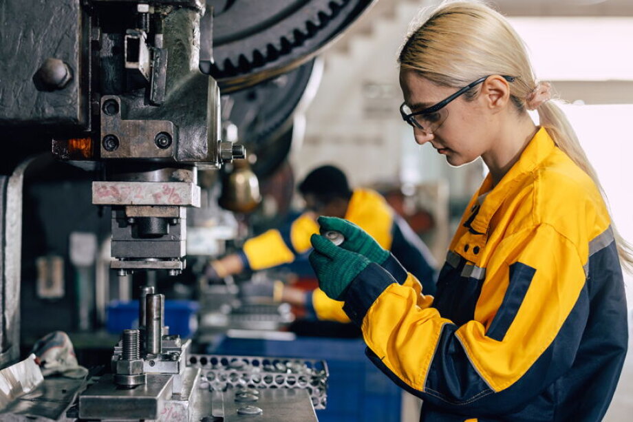 Foreign workers power growth