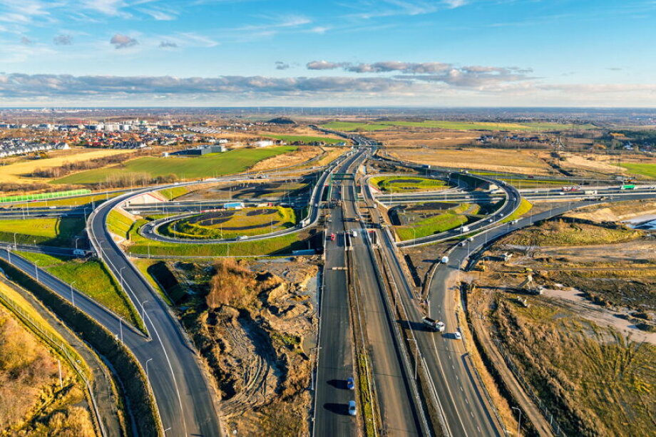 Construction projects tops trillion