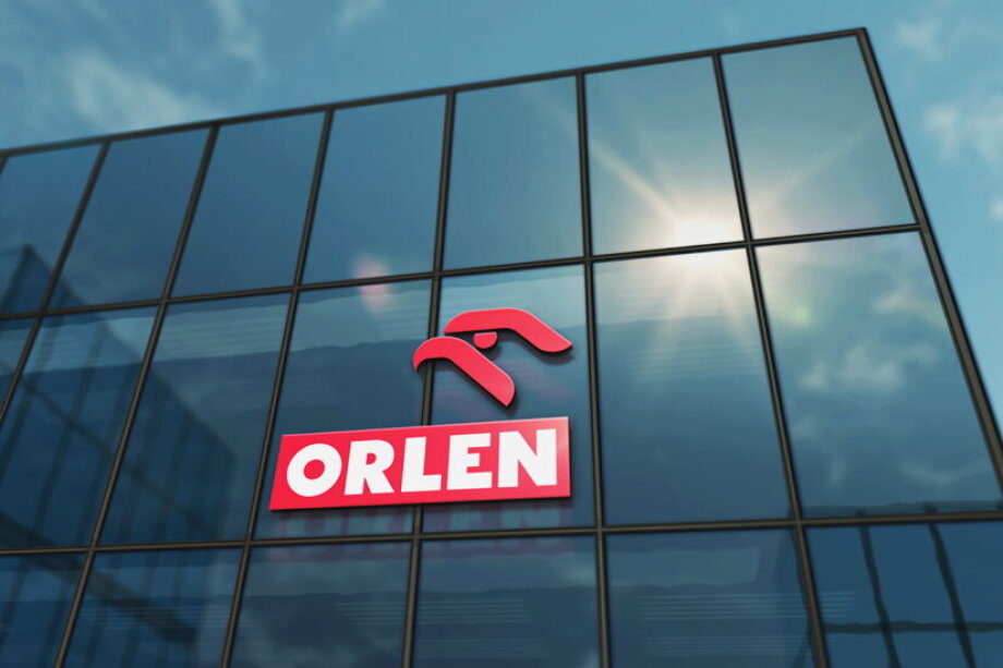 Polish energy giants sign up to rebuild Ukraine