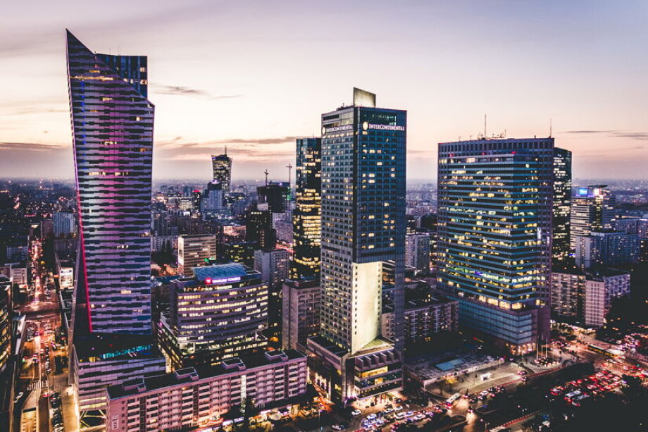 Warsaw office market shifts toward landlords