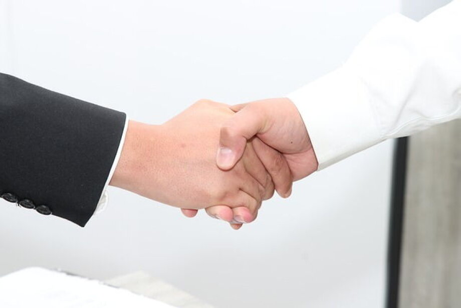 R22 wants to merge with cyber_Folks