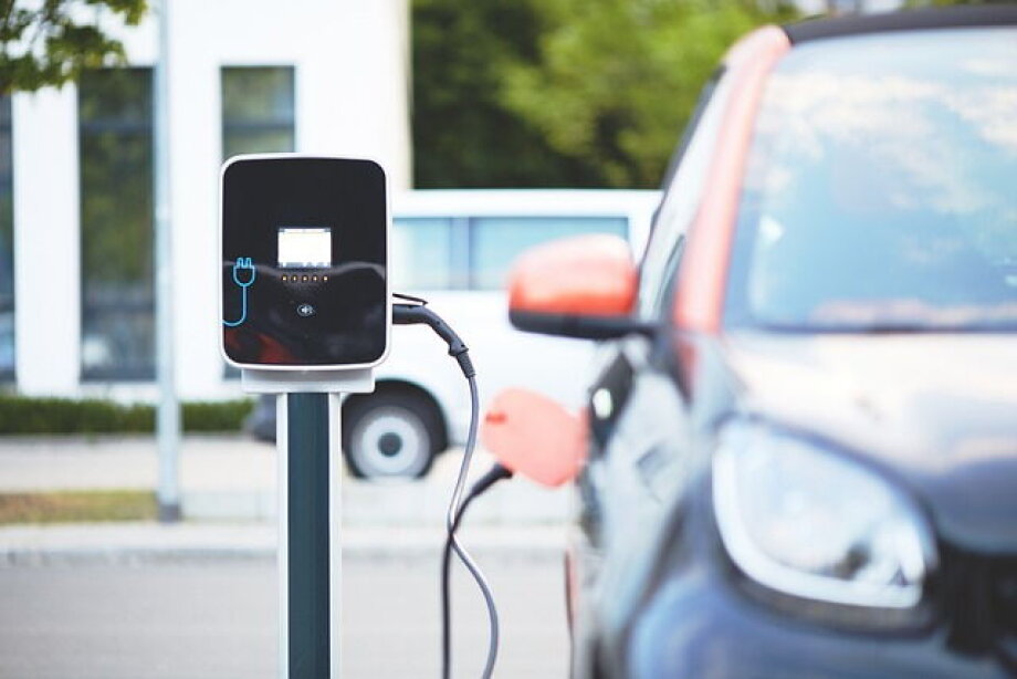 PERN plans to install the first fast charging station for electric cars in Płock