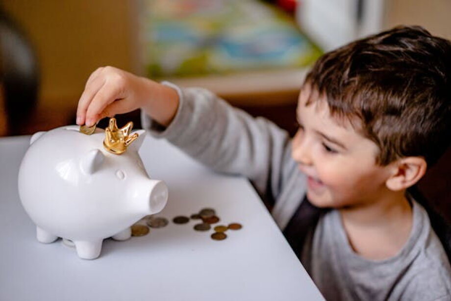 ZPF: 55% of Polish households save for children’s future