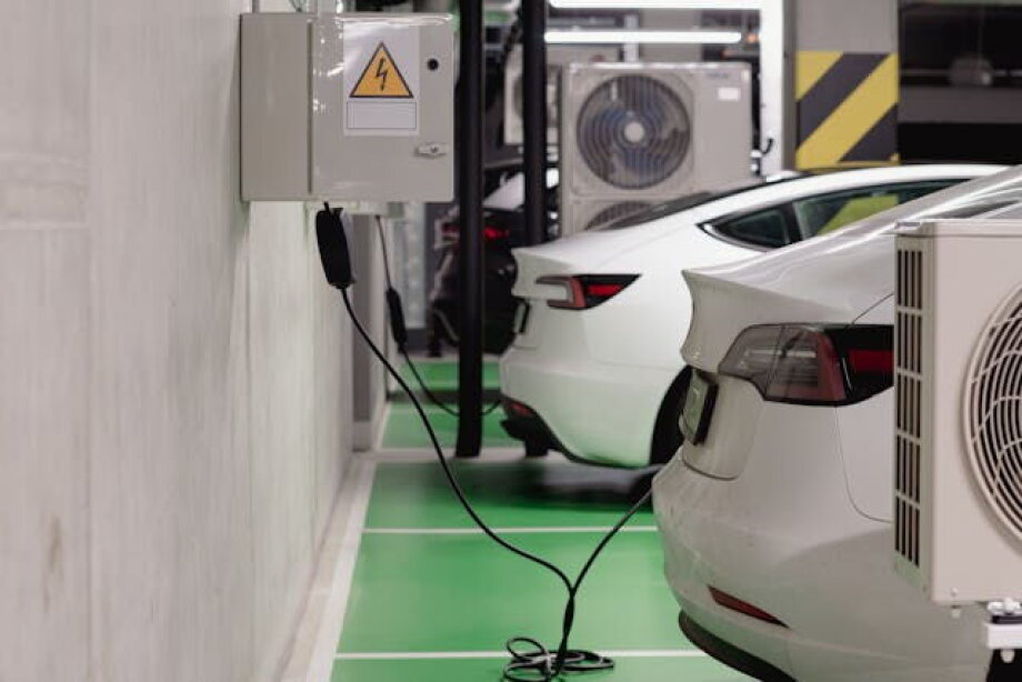 In the next three years, number of electric chargers will continue expansion