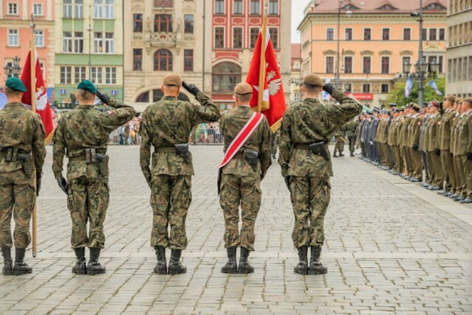 Mins of Defense in Poland Slovakia sign letter of intent regarding arms industry