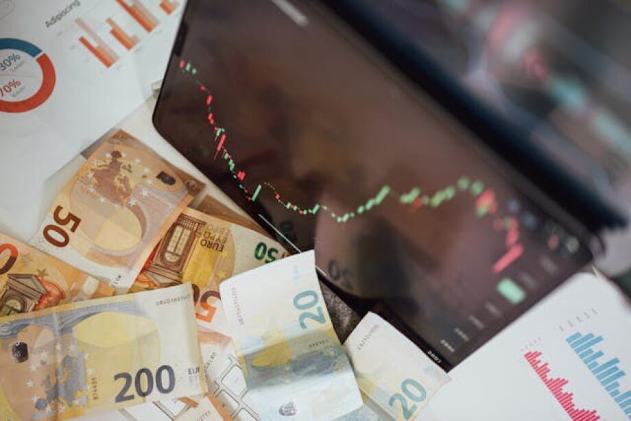 EC lowers GDP growth forecast for Poland in ‘25 and ‘26