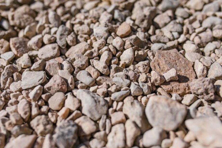 Mines not ready to supply construction aggregate for large scale construction sites