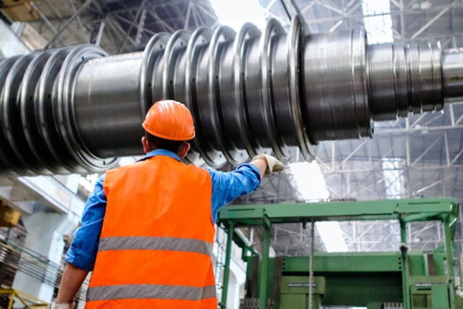 Polish manufacturing industry sees sharp decline in May