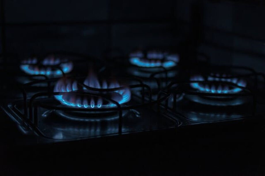 Orlen lowers gas prices by almost 15% for households