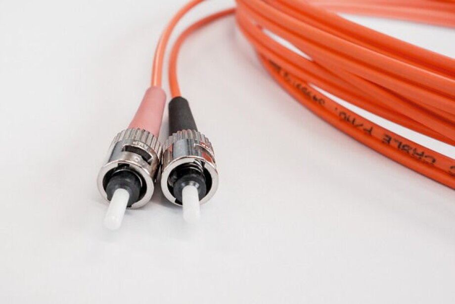 Three companies competing for chance at PLN 1 bln for data processing centers