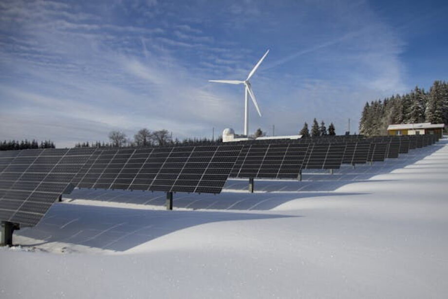 PZU plans investment in energy sector after Pekao merger