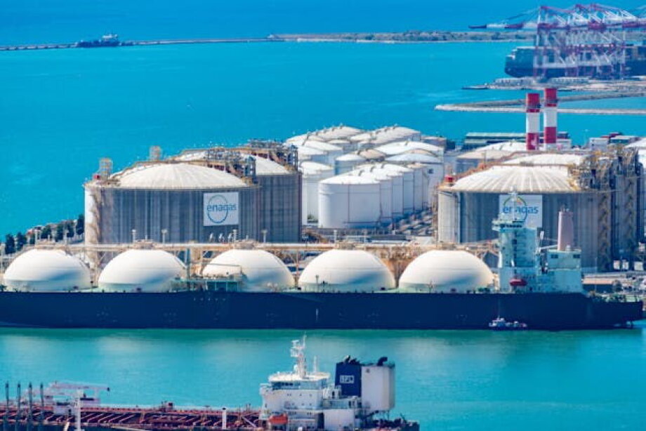 Polish gas port breaking records, additional support will be necessary