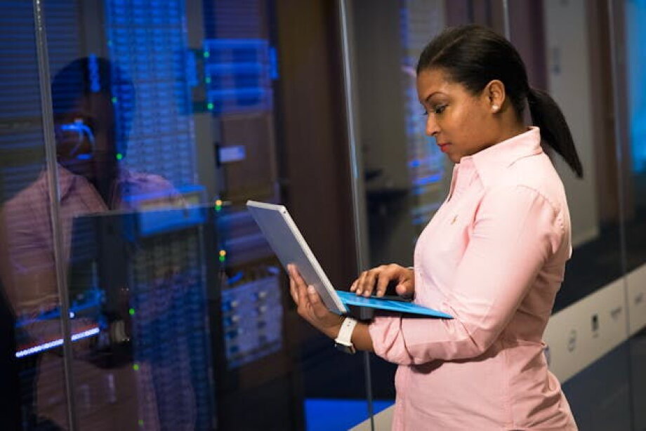 Industry 4.0 accelerating, despite resistance from companies