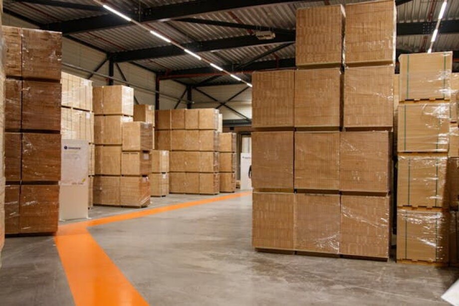 Exports in euros increased 1.6%, imports increased by 4.7% y/y Jan-Aug