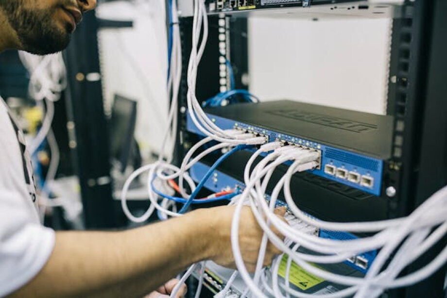 Gawkowski: AWS failure is no threat to Poland