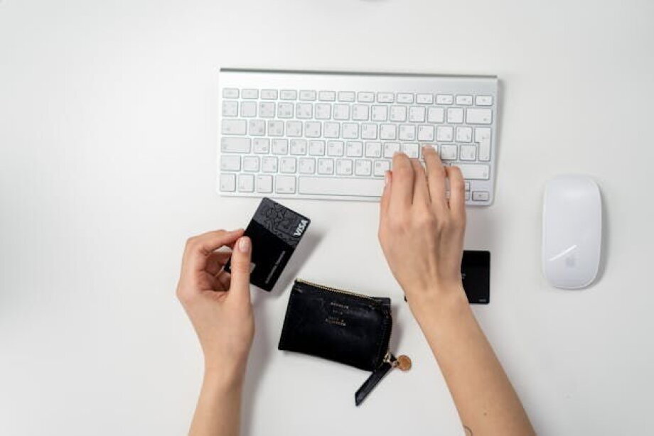 Percentage of online buyers increased to 69.7% in last year