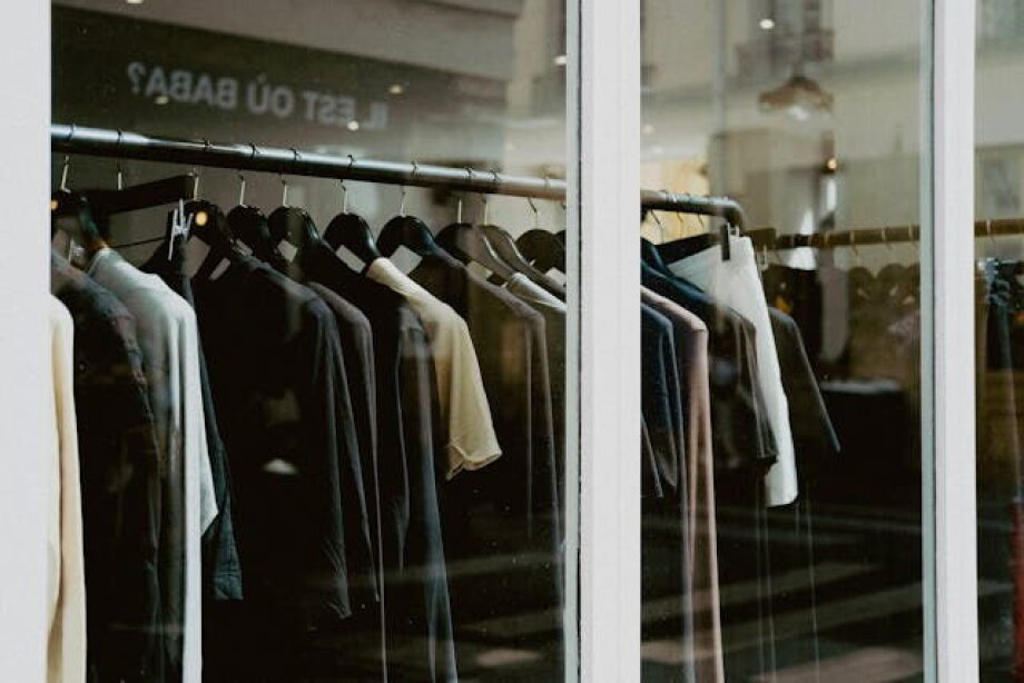 Investors leaving CCC after report by Ningi Research