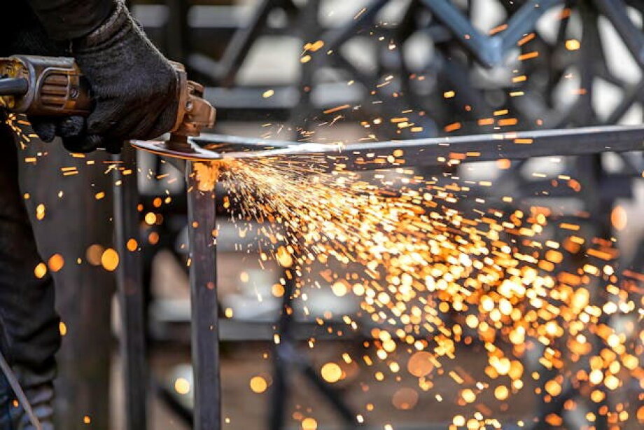Research: 96% of metal industry companies say contractors do not pay on time