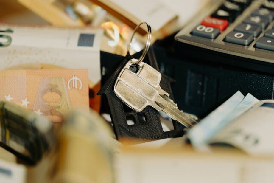 NBP: banks granted real estate loans for pLN 9.777 mln in February