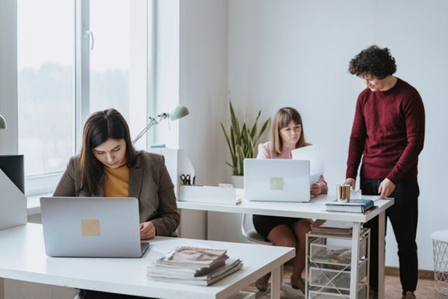 Swedish companies demand return to office