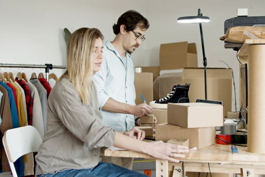 Private individuals purchase differently than companies