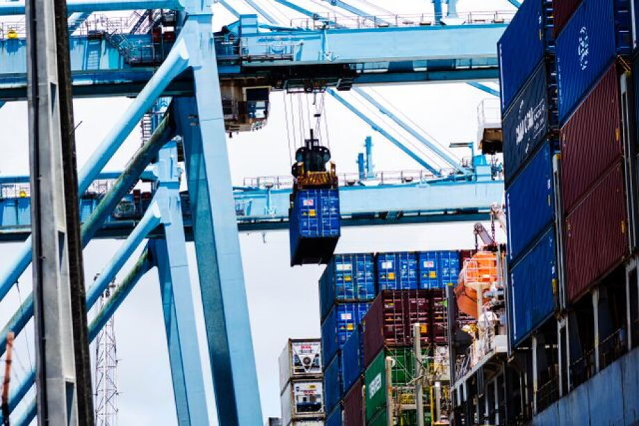 US imposes tariffs on EU because of fines against American tech companies