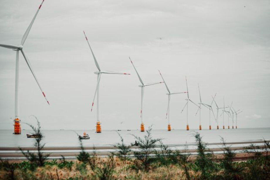 First stage of 400 kV Choczewo - Gdańsk line of offshore wind farms completed