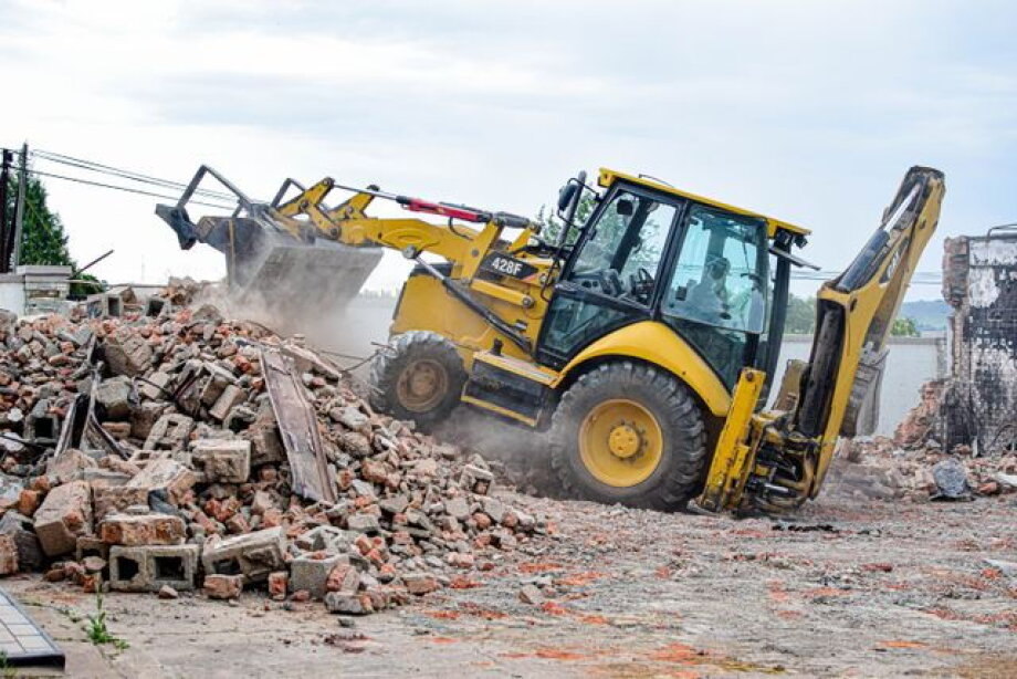 Dom Development to demolish office building in Warsaw's Wola