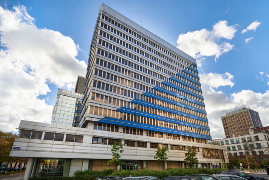 PKO sells Warsaw office