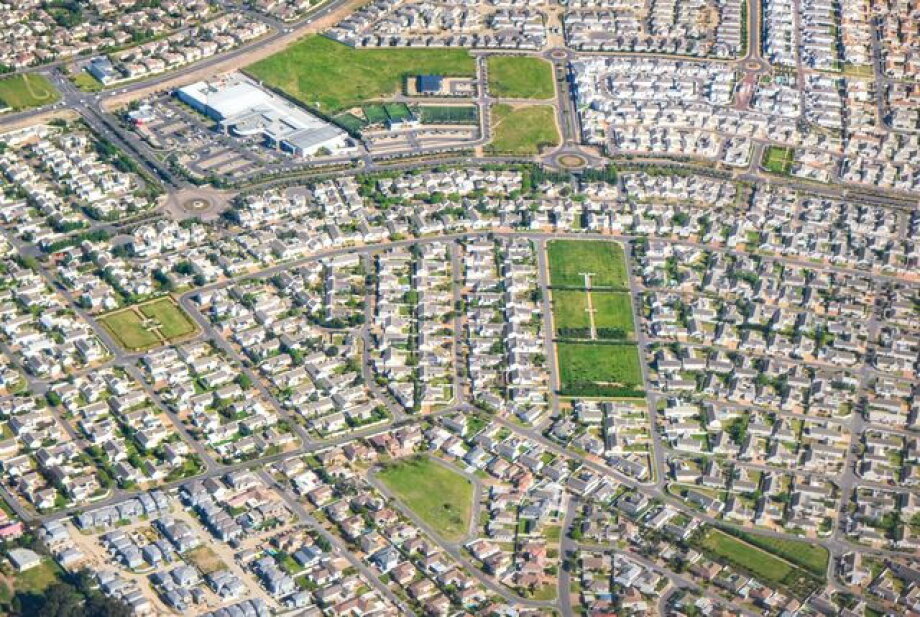 Retail park market developing outside large agglomerations