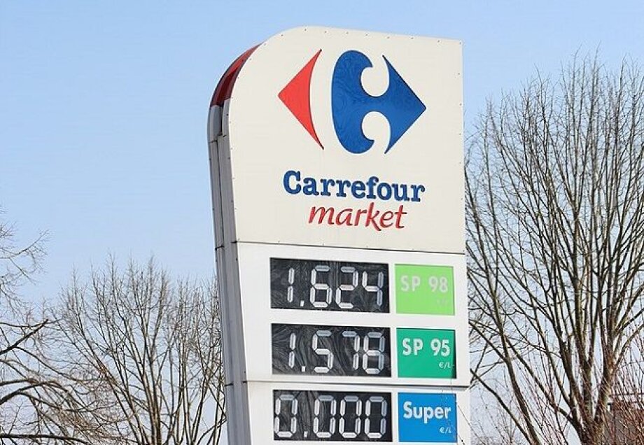 Carrefour Polska develops network of franchise stores at Total gas stations