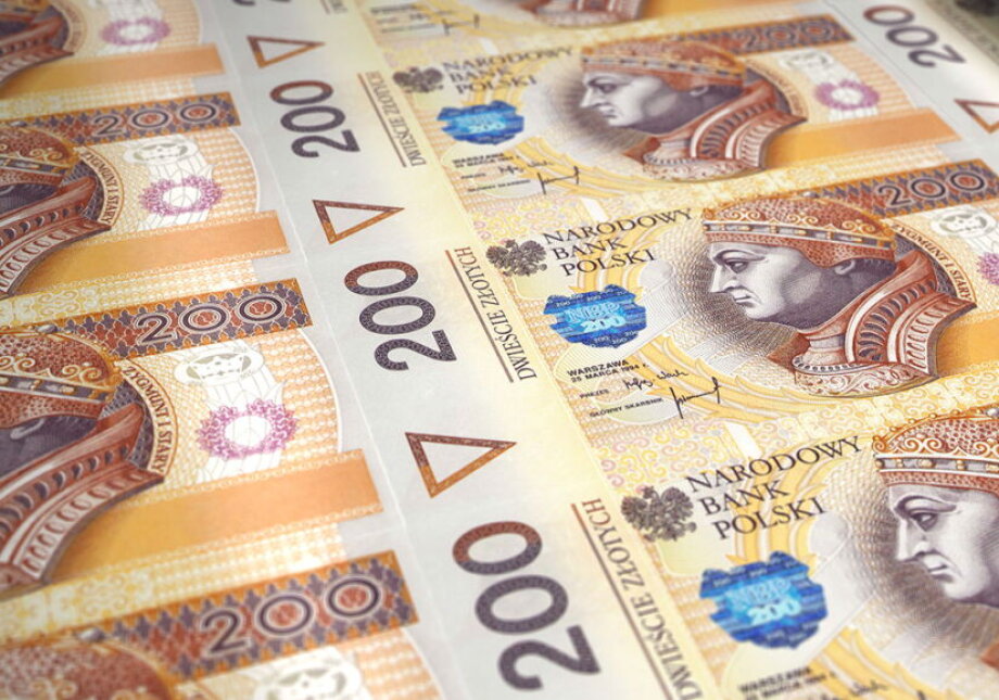 Foreign banks eye Poland