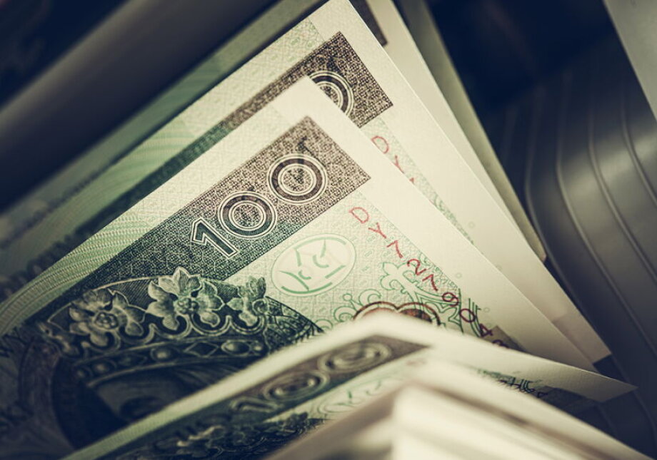 Zloty outlook brightens