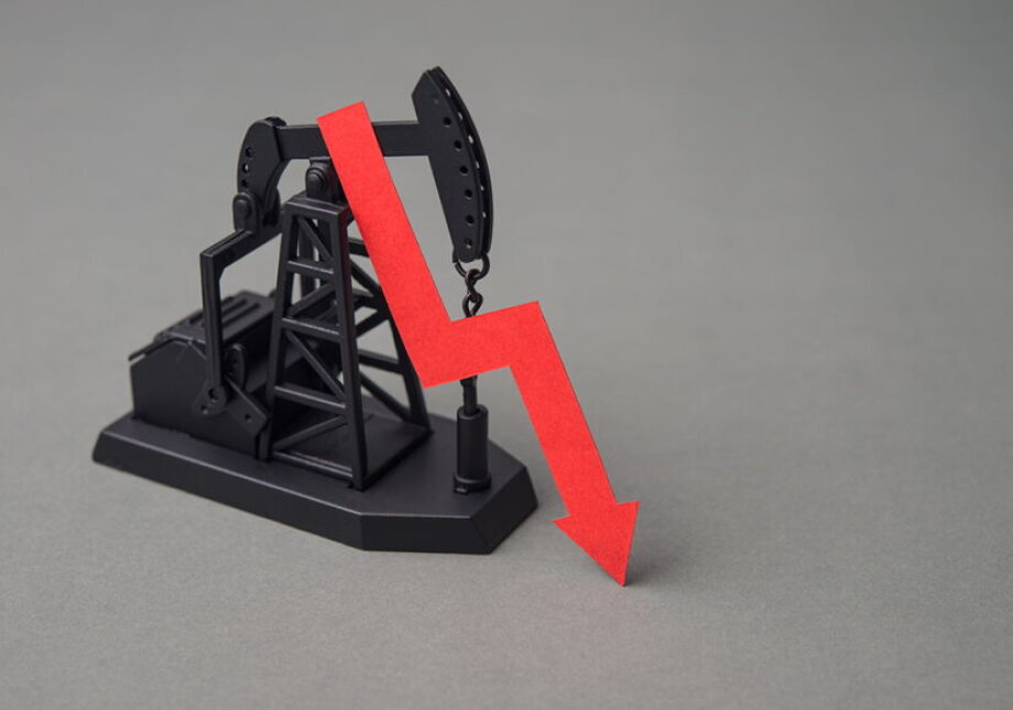 Russian oil revenues fall