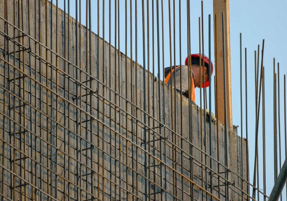 Developers stay cautious